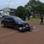 Una joven motociclista fue derivada de urgencia tras chocar contra un auto en San Javier
