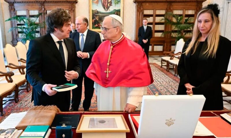 feriado visita papa León XIV Argentina