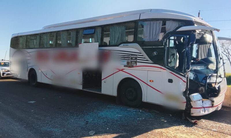 choco colectivo carreton Ruta 105 Fachinal