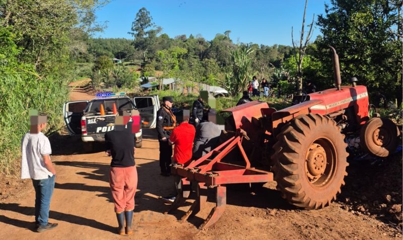 choque moto tractor 25 de Mayo