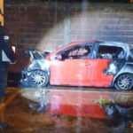 ELDORADO: Investigan el incendio intencional de un vehículo en el barrio Los Lapachos