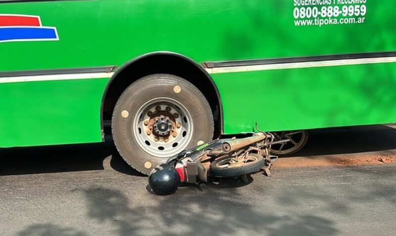 choque colectivo moto Posadas Ruta 12 Biofabrica